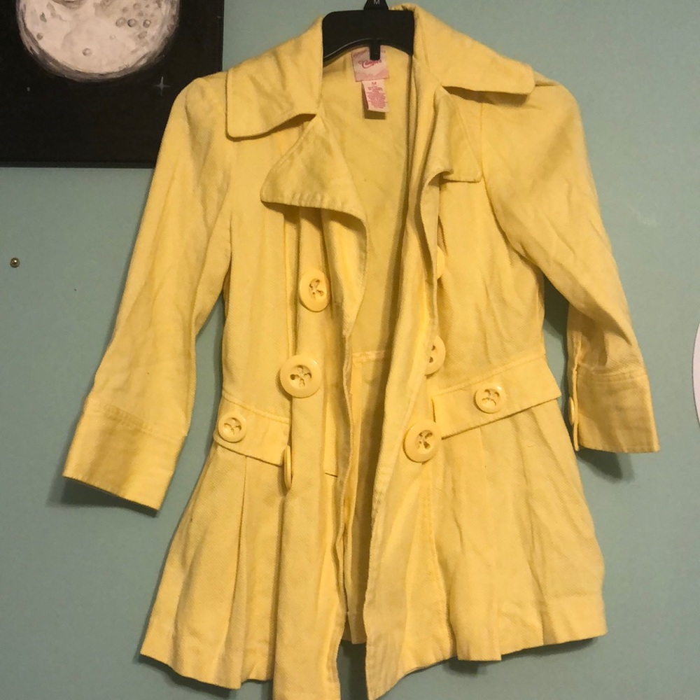 Yellow Jacket